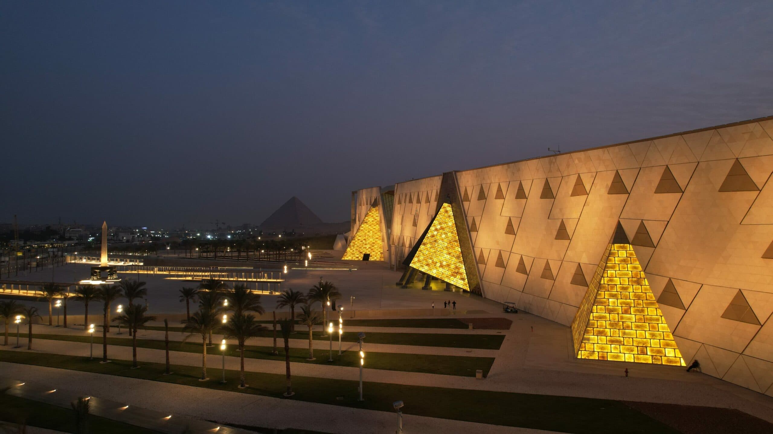 Grand Egyptian Museum and Pyramids of Giza Private Tour
